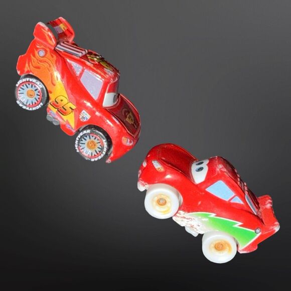 Mini Disney Pixar Cars Lightning McQueen Rusteze & Holiday Hotshot Die-Cast A25 - Picture 4 of 8